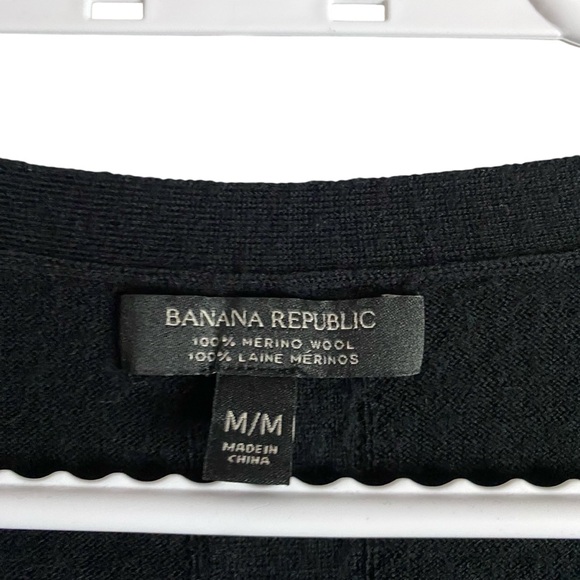 Banana Republic Women's Black 100% Merino Extra Fine Wool Cardigan - Picture 5 of 7